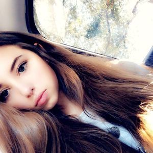 Meet your Posher, Lexi